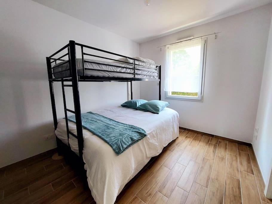 Coeur De Village Commerces Proximite Center Parcs Les-Trois-Moutiers Екстериор снимка